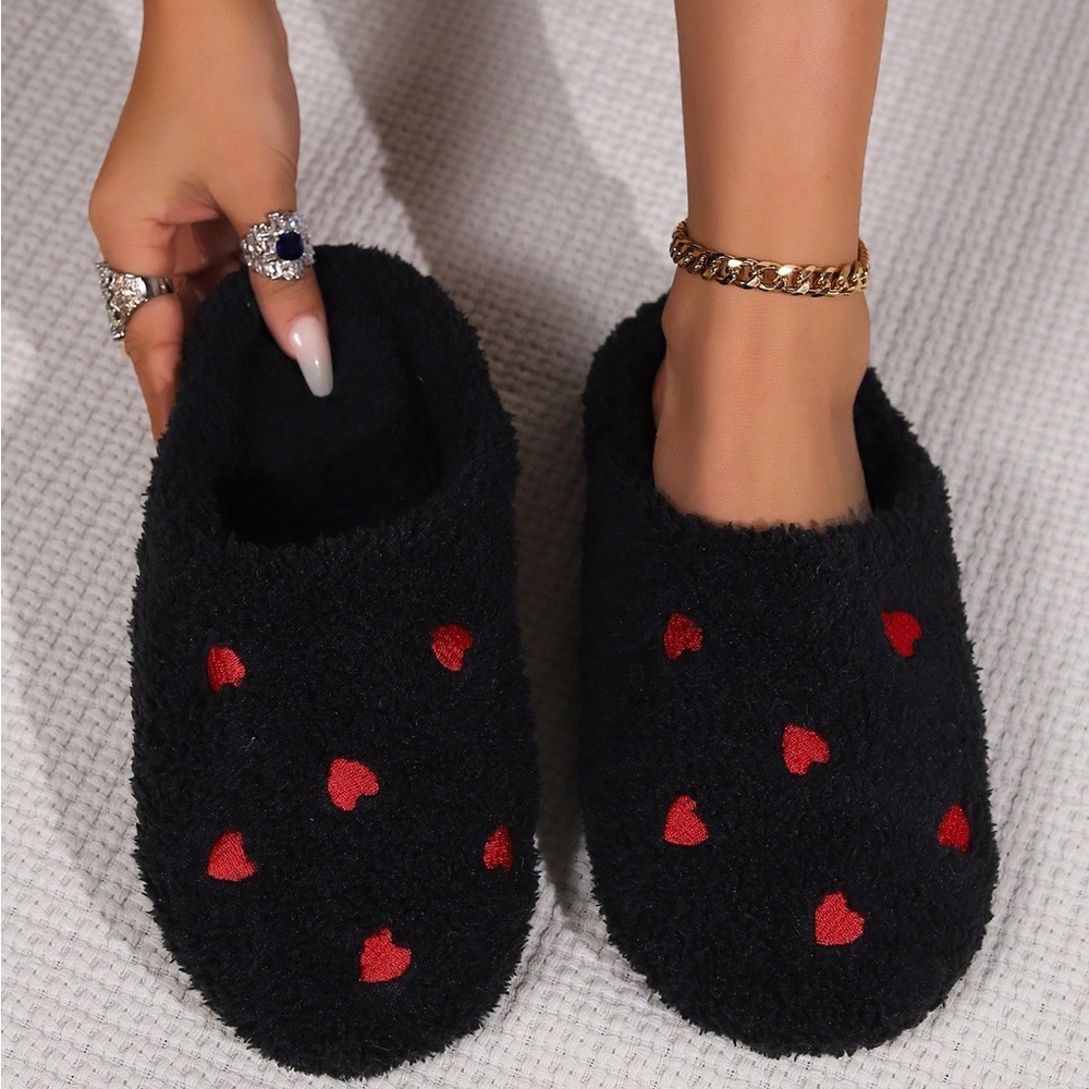 Valentine’s Day Gift Heart slippers